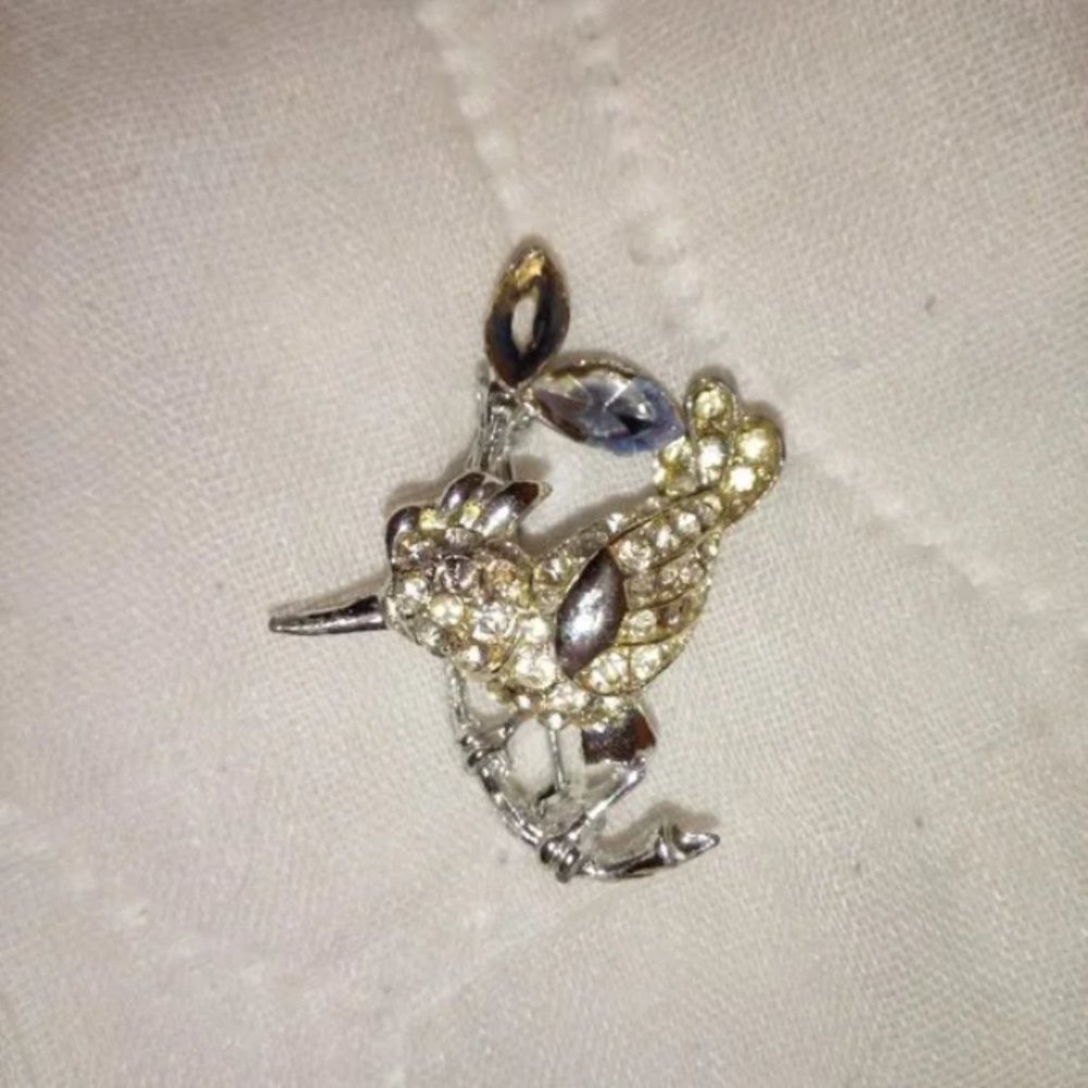 Vintage Bird on Tree Limb Pin